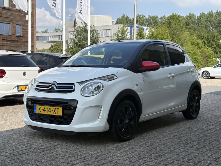 Vehicle Image 4