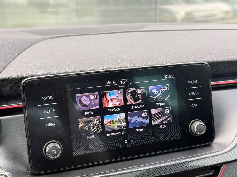 Vehicle Image 12