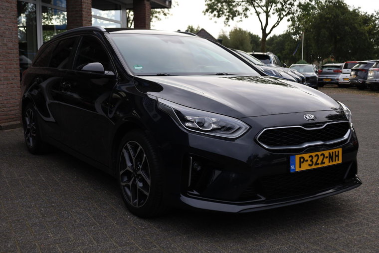 Vehicle Image 30