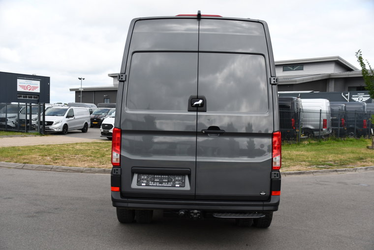 Vehicle Image 36