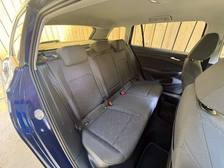 Vehicle Image 45