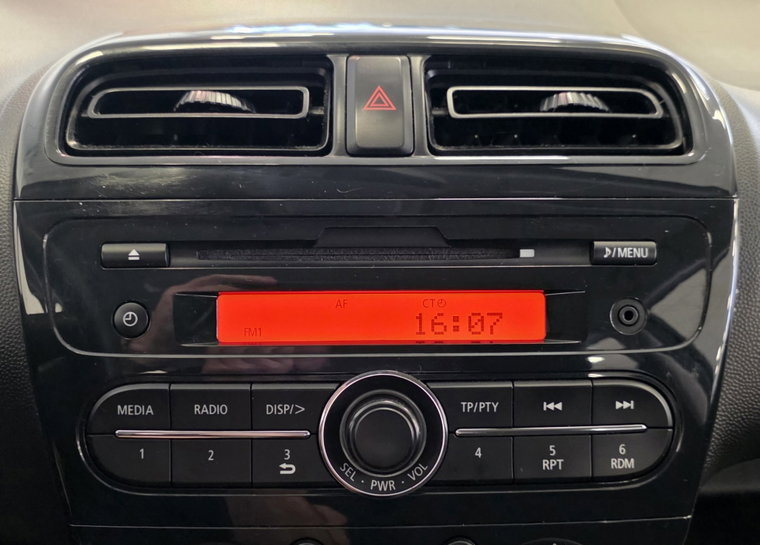 Vehicle Image 16