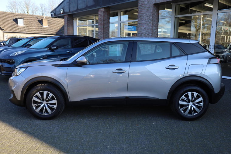 Vehicle Image 30