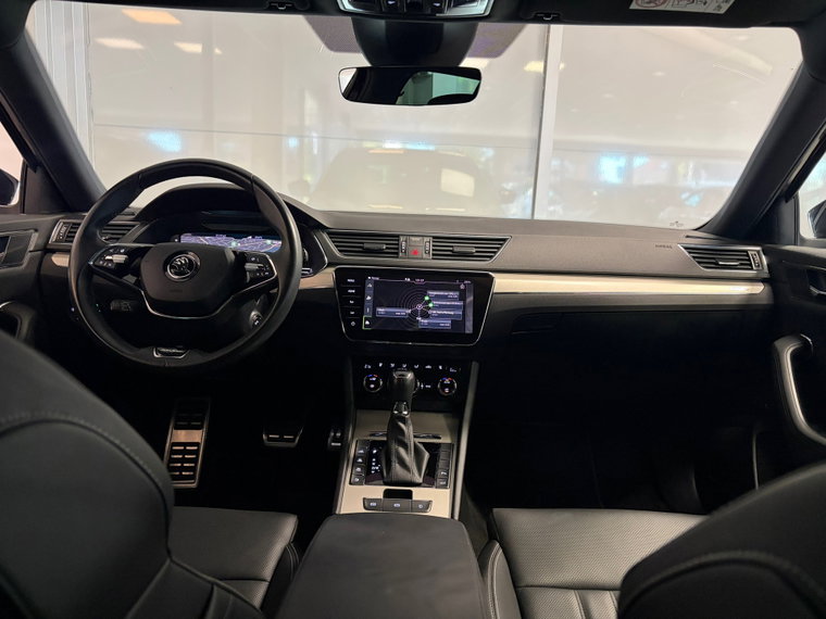 Vehicle Image 38