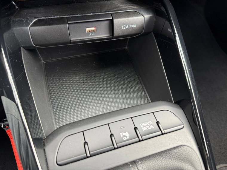 Vehicle Image 37