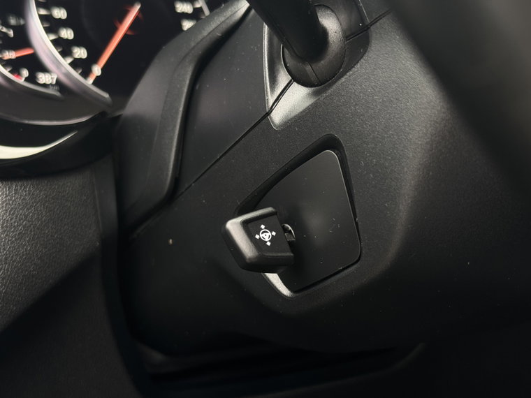 Vehicle Image 40