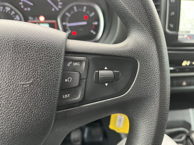 Vehicle Image 38