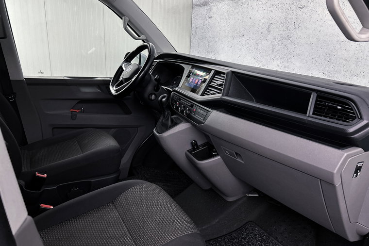 Vehicle Image 31