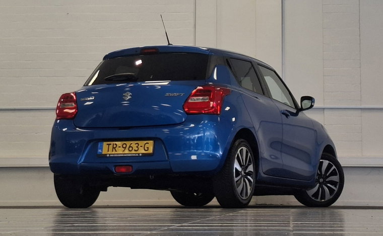 Vehicle Image 7