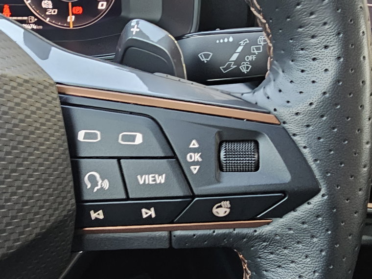 Vehicle Image 42