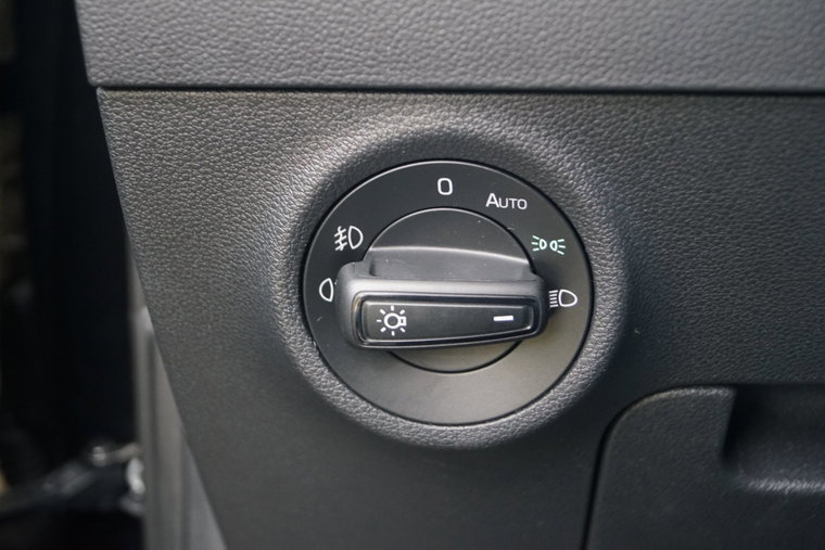 Vehicle Image 37