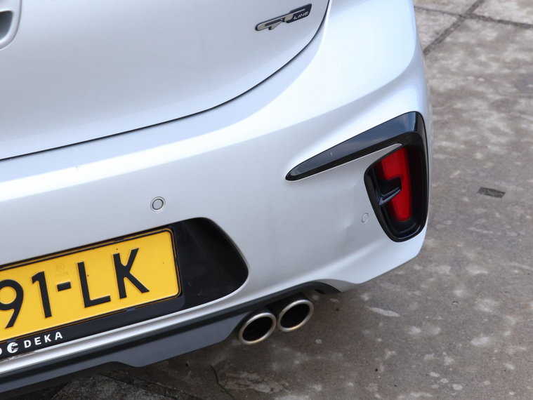 Vehicle Image 28