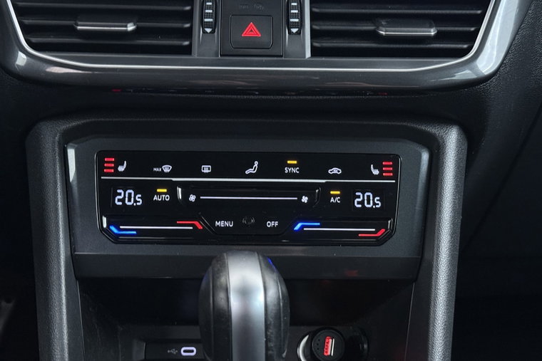 Vehicle Image 28