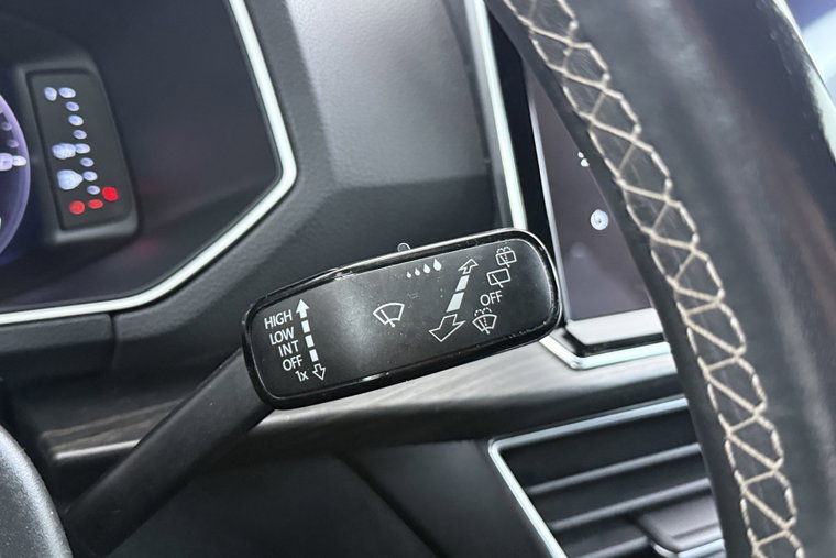 Vehicle Image 38