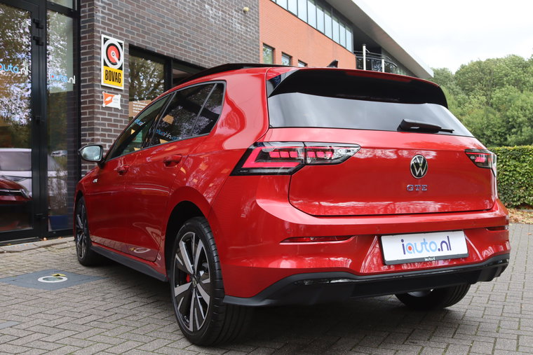Vehicle Image 38