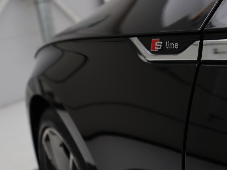 Vehicle Image 38