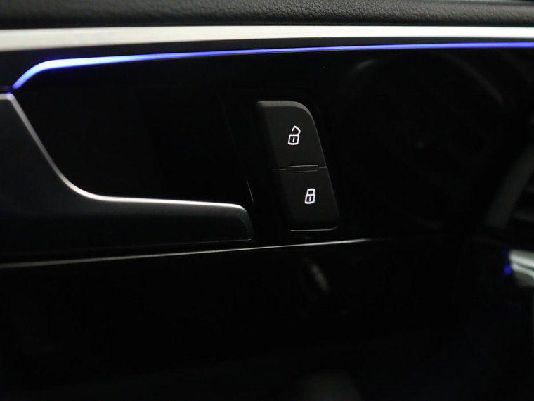 Vehicle Image 42