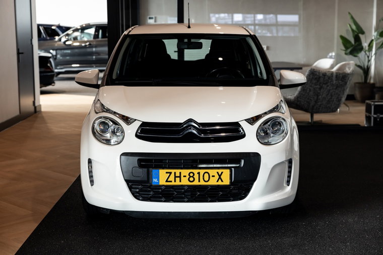 Vehicle Image 7