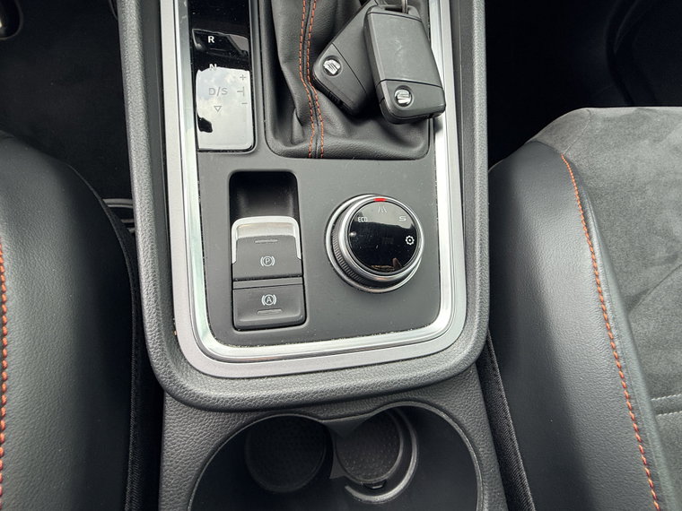 Vehicle Image 27