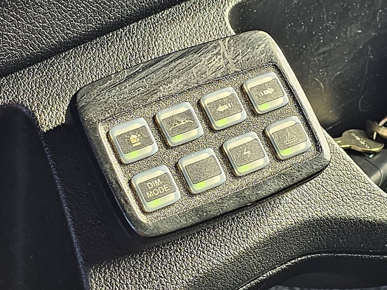 Vehicle Image 13