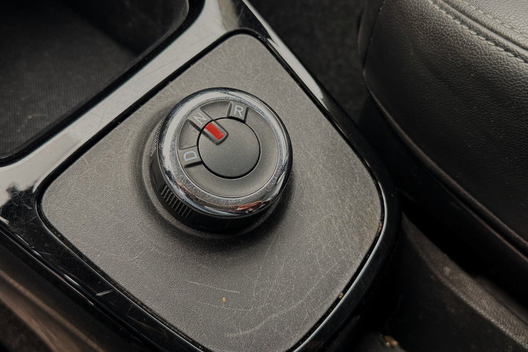 Vehicle Image 12