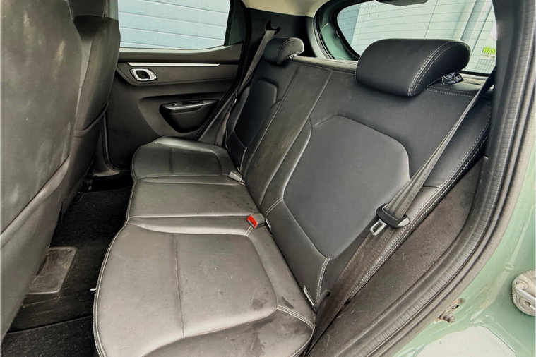 Vehicle Image 20
