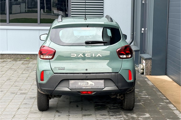 Vehicle Image 22