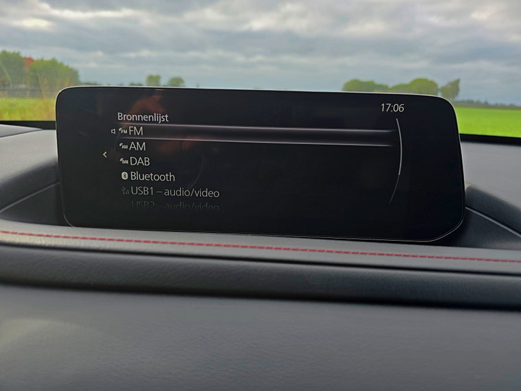 Vehicle Image 39