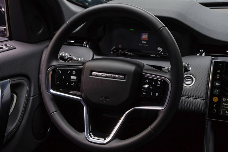 Vehicle Image 25