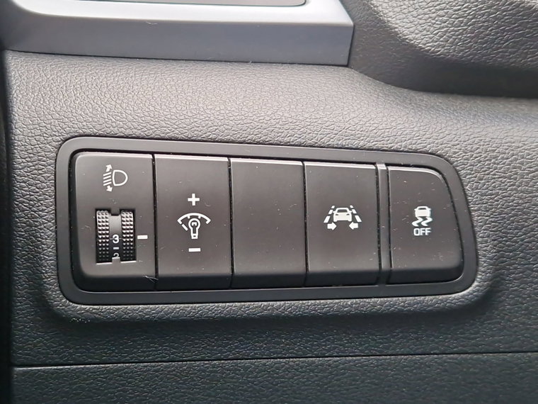 Vehicle Image 29