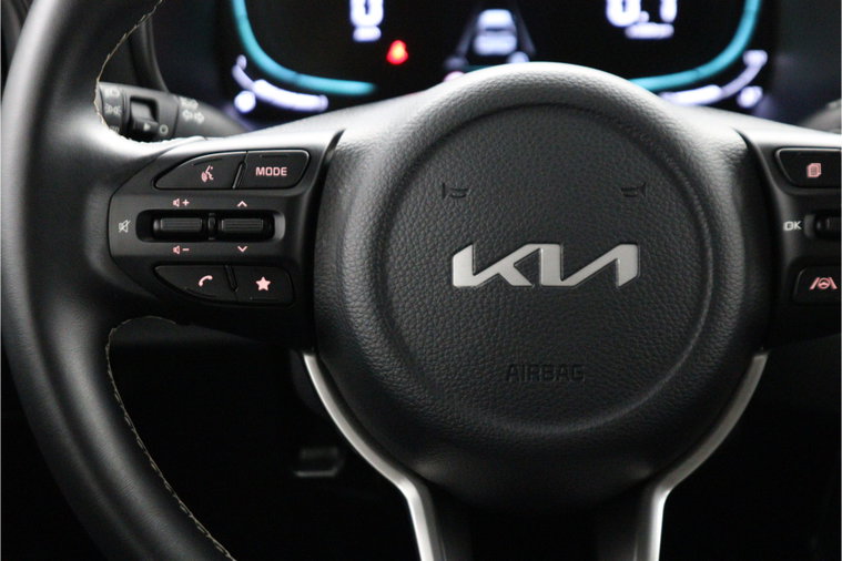 Vehicle Image 26