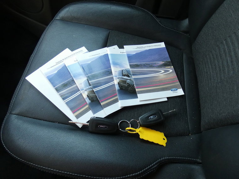 Vehicle Image 15
