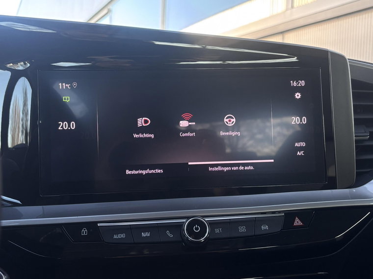 Vehicle Image 37