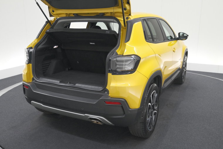 Vehicle Image 18