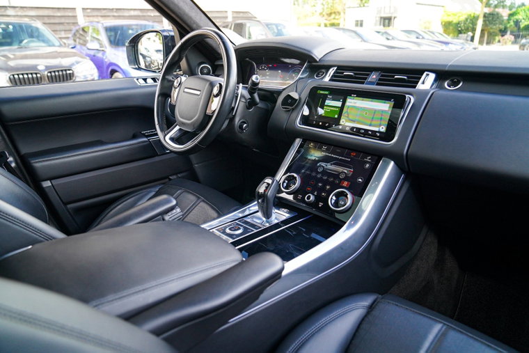Vehicle Image 18