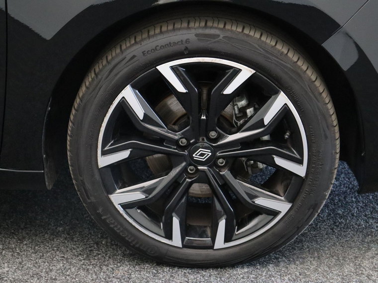 Vehicle Image 40