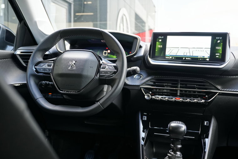 Vehicle Image 20