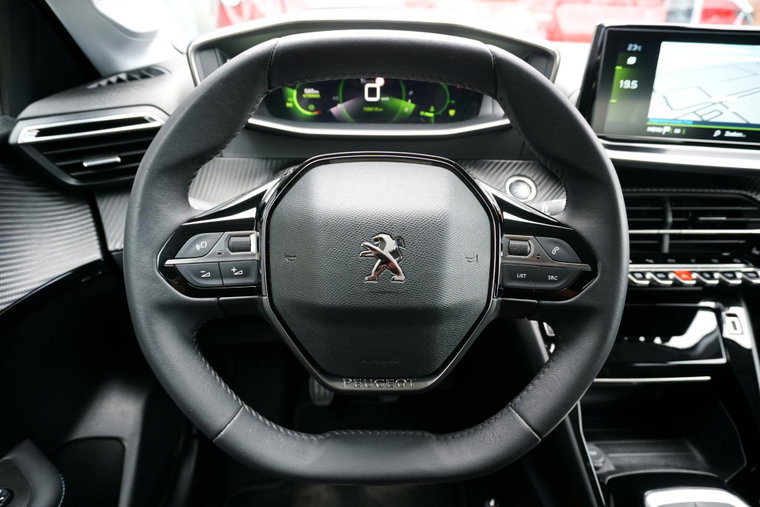 Vehicle Image 23