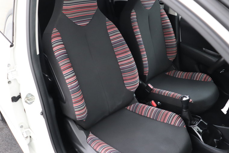 Vehicle Image 14