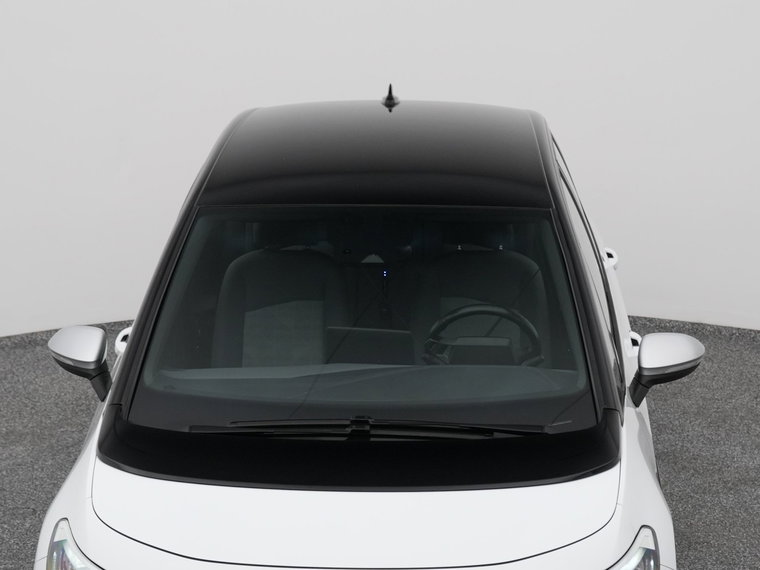 Vehicle Image 33