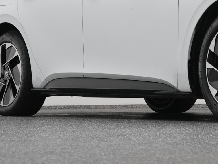 Vehicle Image 39