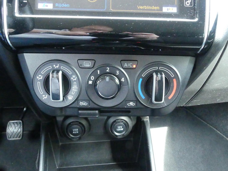 Vehicle Image 17