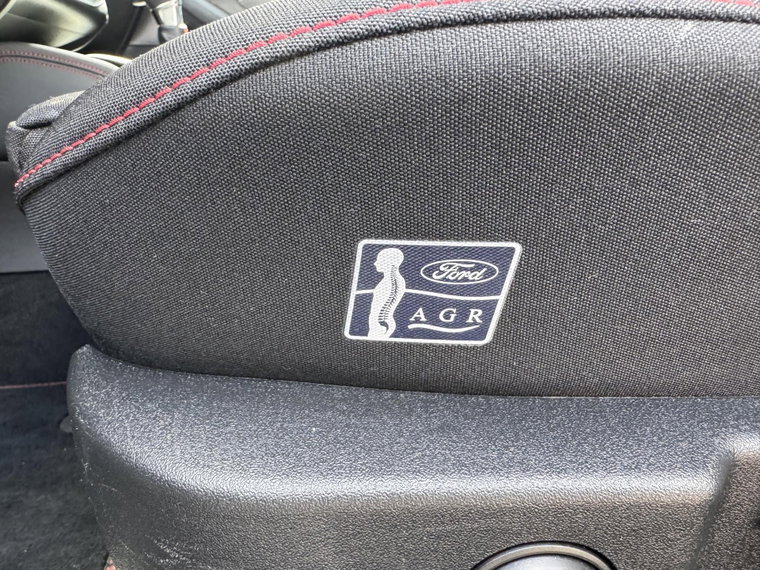 Vehicle Image 29