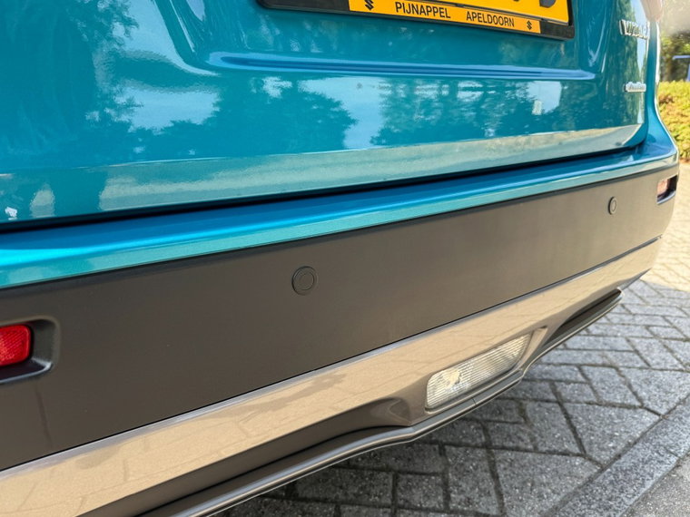 Vehicle Image 15