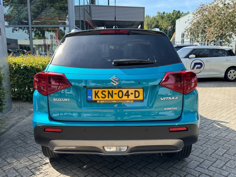 Vehicle Image 8