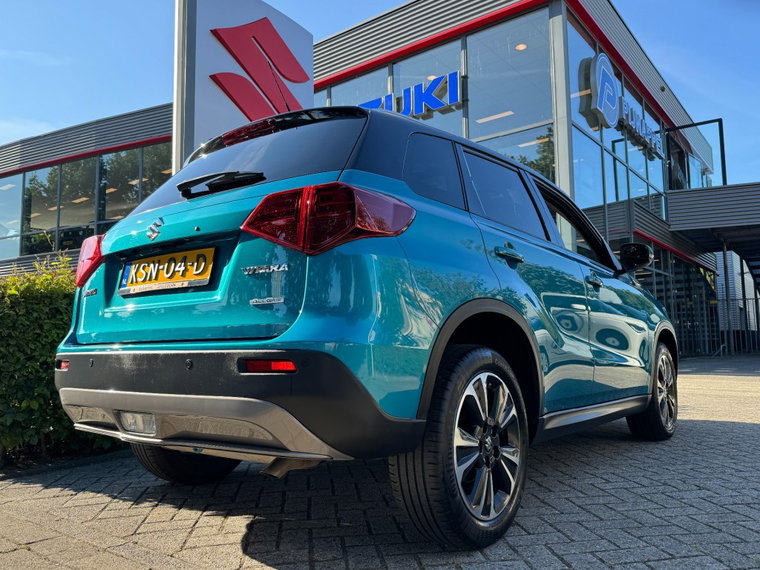 Vehicle Image 9