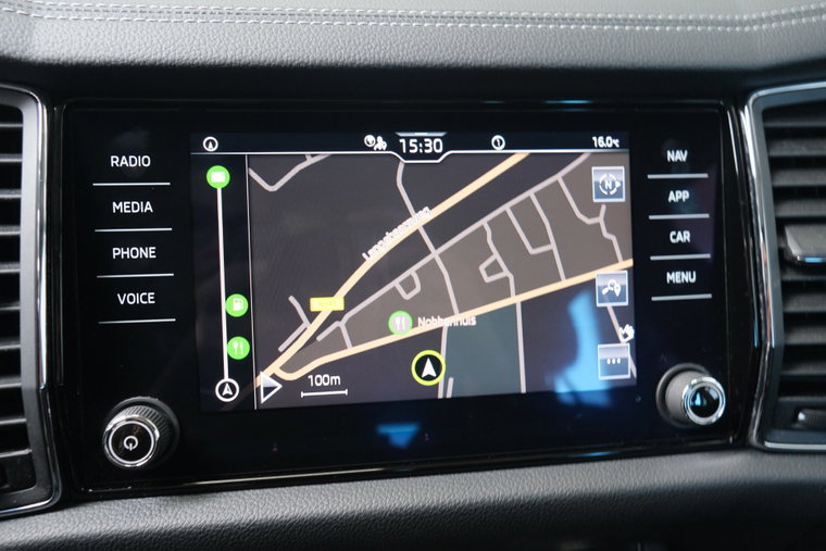 Vehicle Image 21