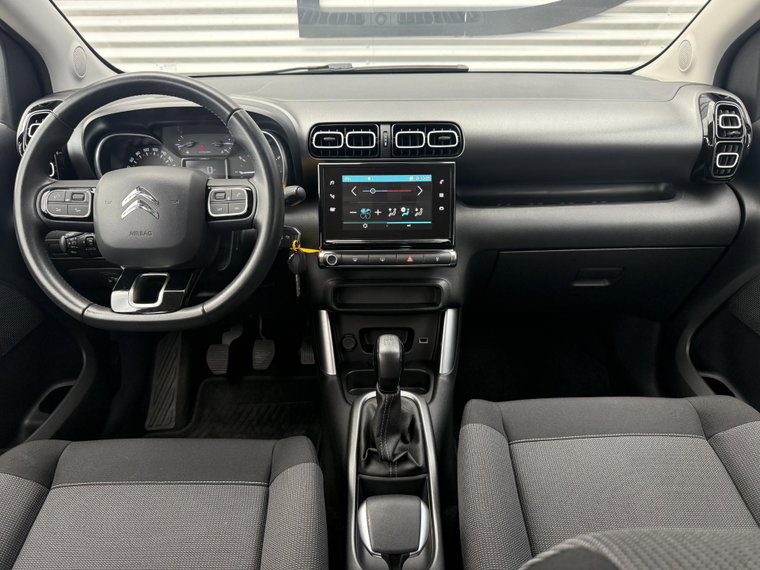 Vehicle Image 21