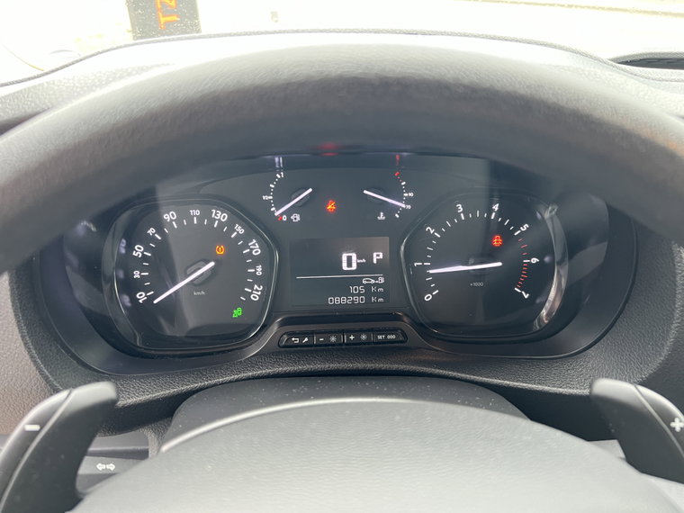 Vehicle Image 19