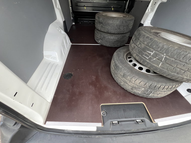 Vehicle Image 39